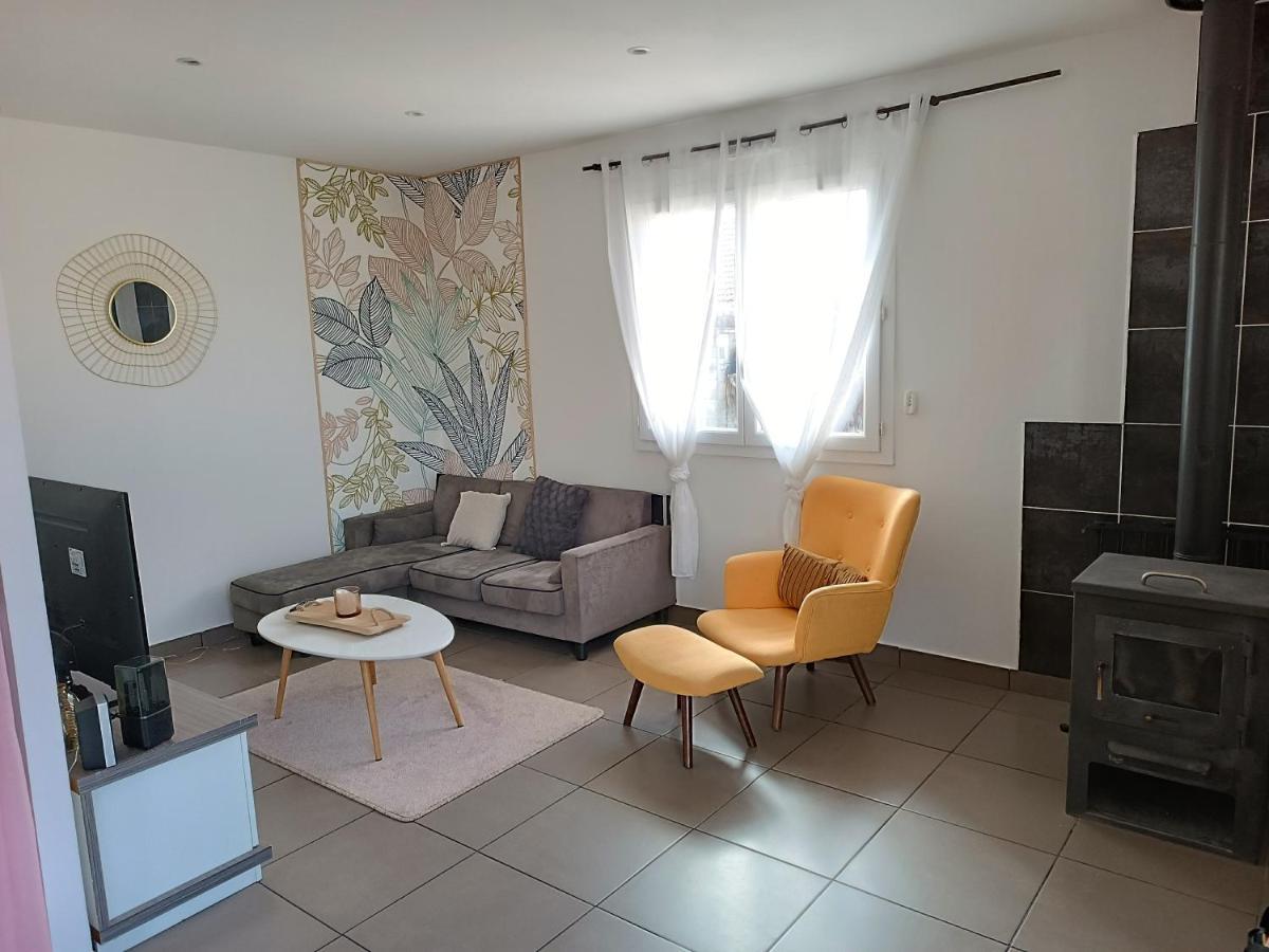Appartement Dans Notre Maison Domessin Exterior foto